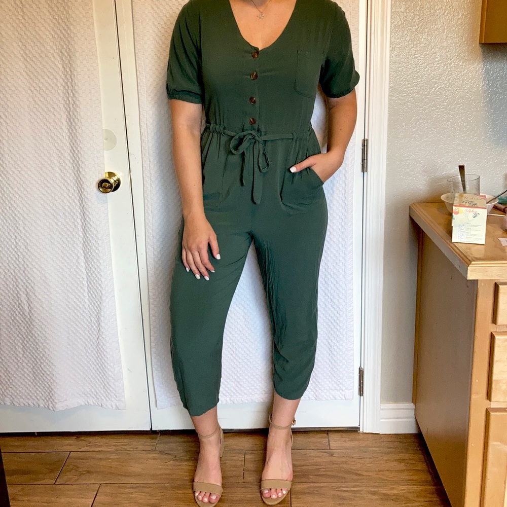 Adorable green jumpsuit